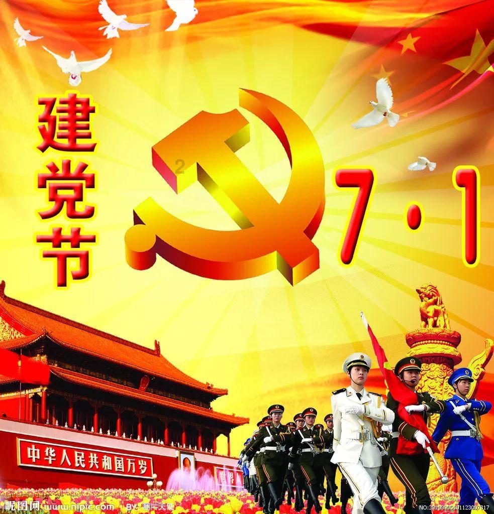 央视主持李梓萌长城拍大片,穿大衣长靴身材高大,你怎么看?-最好用的问答类网站